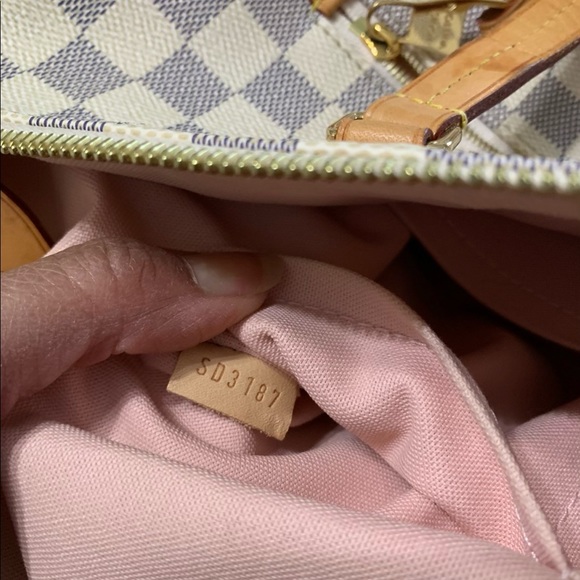 Lena mm Damier Azur
1️⃣1️⃣0️⃣0️⃣ PayPal fee and shipping included - Picture 8 of 16